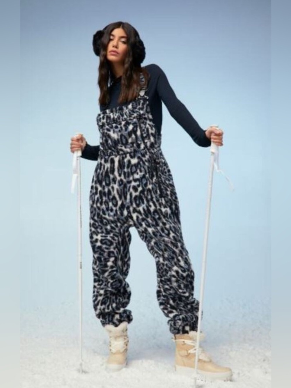 Free people movement hit the slopes, fleece overalls. Snow leopard  Sz.M. NWTs!!